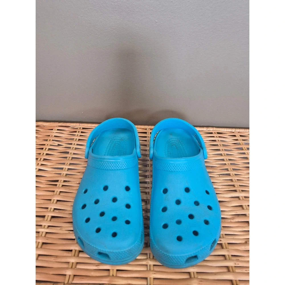 Crocs Size M9 W11 Classic Clogs Blue Aqua Unisex Slip On Water Shoes Comfort